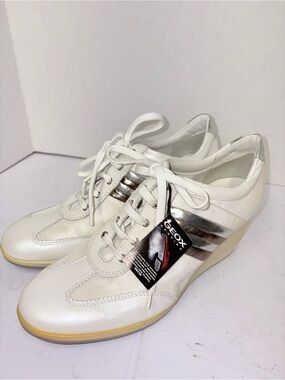 NEW Italian GEOX Shoes 40